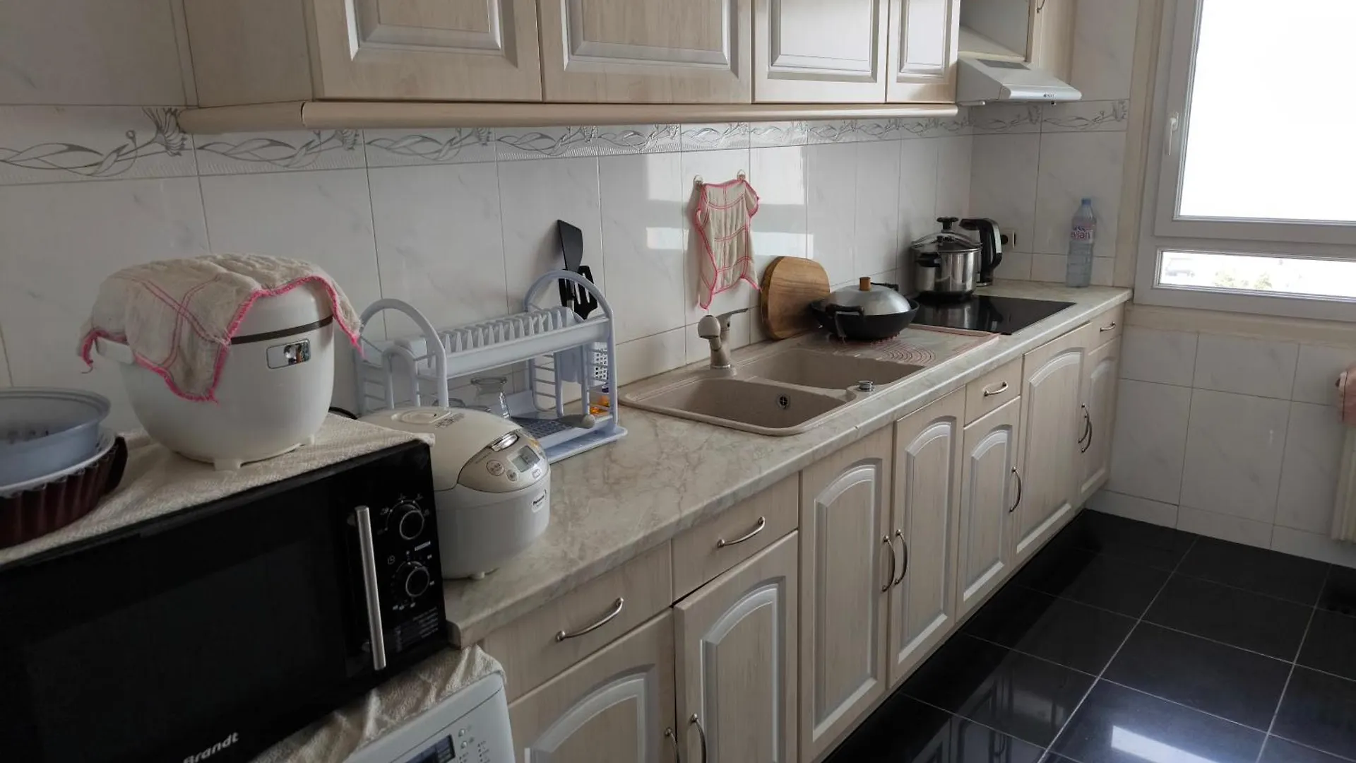 Lovely In - Near Arena Porte De La Chapelle Pansiyon *